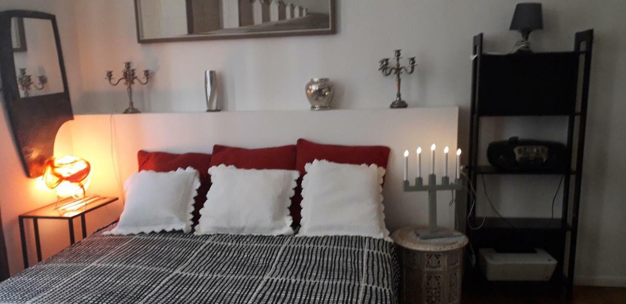 Centro Citta Teatro Hotel Триест Екстериор снимка