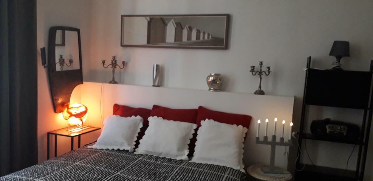 Centro Citta Teatro Hotel Триест Екстериор снимка